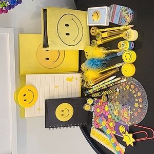 Vintage 90s smiley face stationery bundle